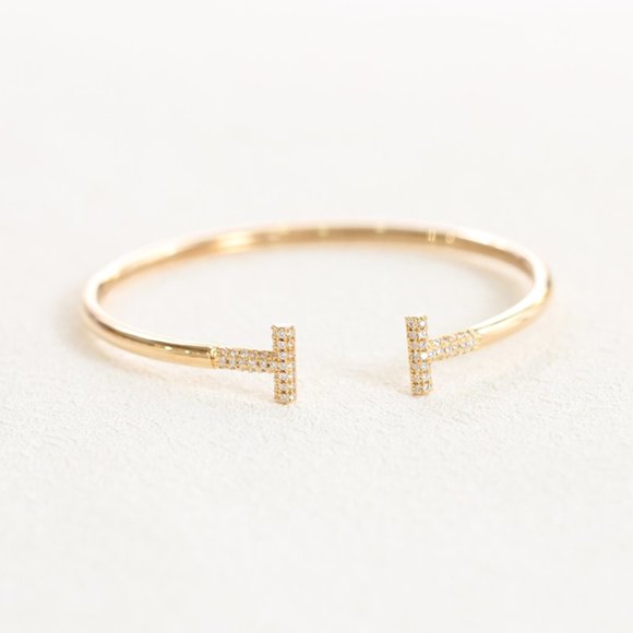 Rose Gold Beautiful Open Bracelet - Picture 3 of 12